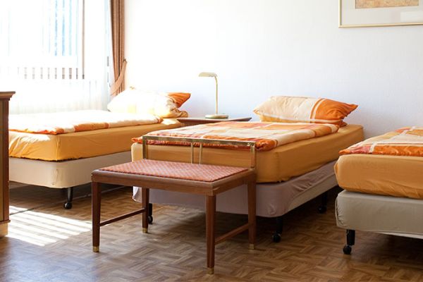 room2e49a760a-1639-e8b4-178b-b1698022aee5AEE0EB1F-CD57-FC63-C625-9AD776E83E77.jpg